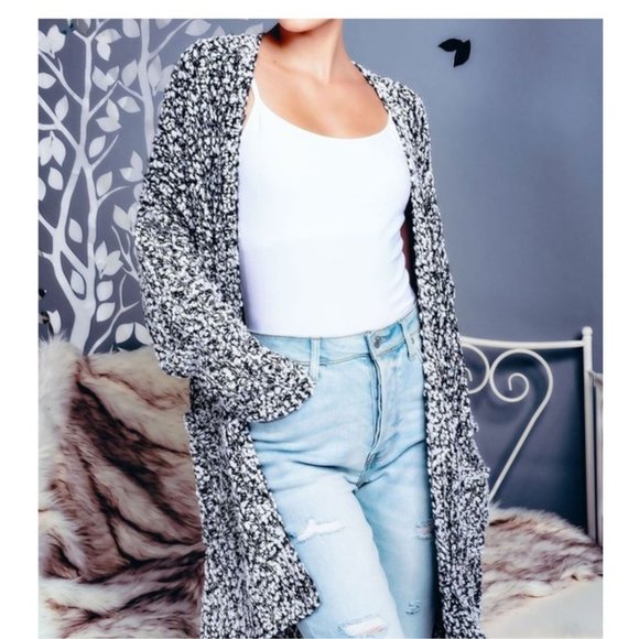 CARDIGAN  Small Medium  - Black and White - Picture 2 of 9